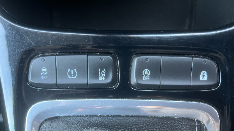 Vauxhall Crossland X 1.2T ecoTec [110] SE Nav 5dr [6 Speed] [S/S] Petrol Hatchback